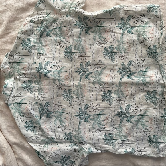 100% Linen C&C California Hawaiian Shirt - Picture 2 of 3